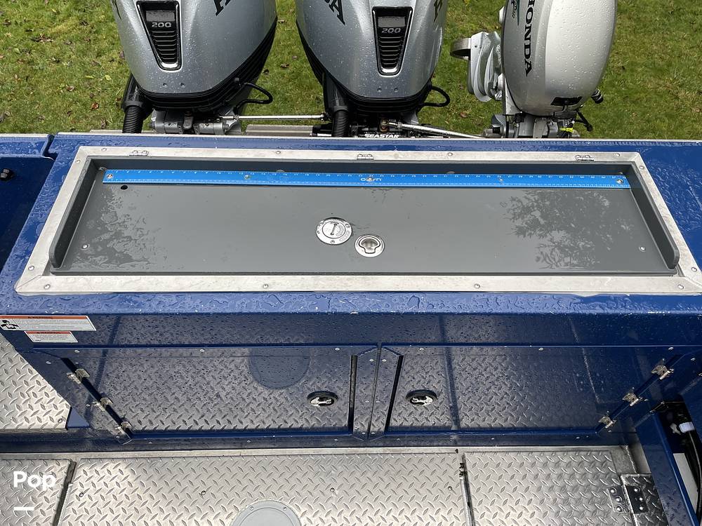 Slide: The Image of Hewescraft Pacific Explorer 270 2022 - 92