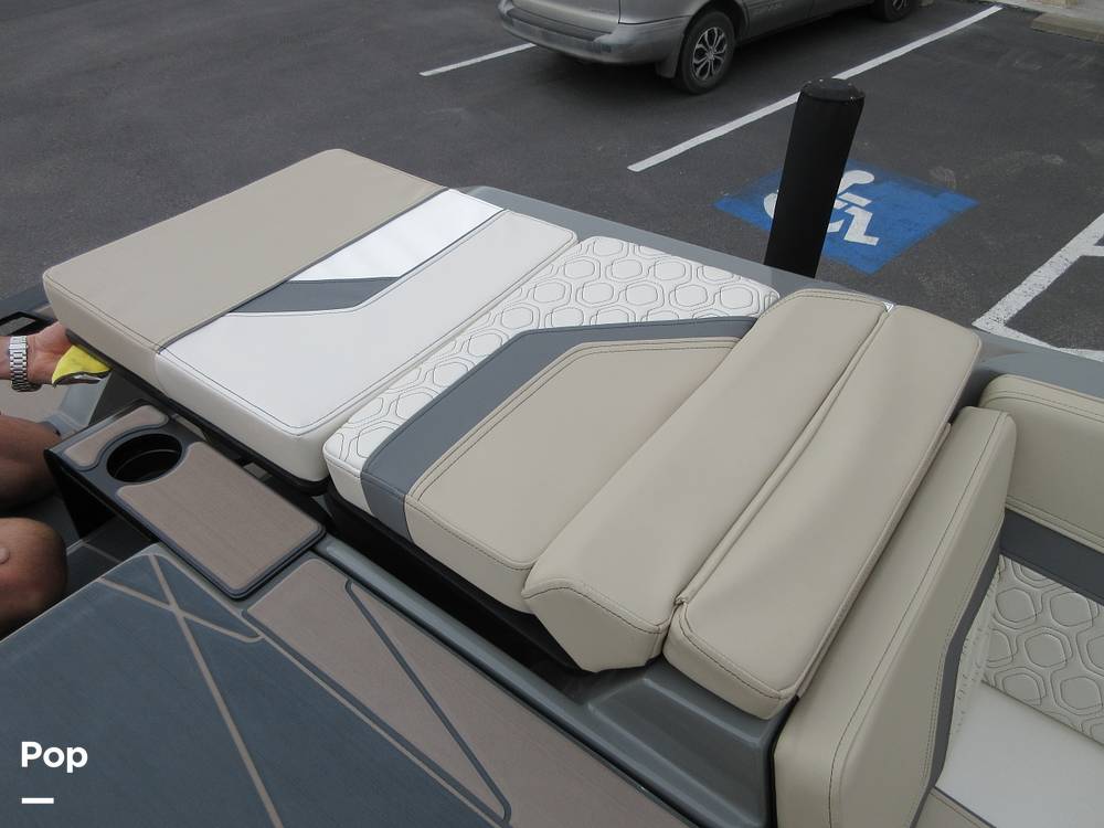 Slide: The Image of Heyday Wake Boats H22 2022 - 14882648