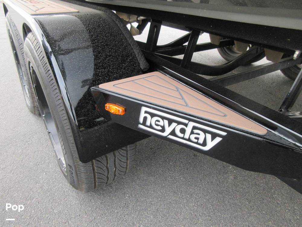 Slide: The Image of Heyday Wake Boats H22 2022 - 14882801