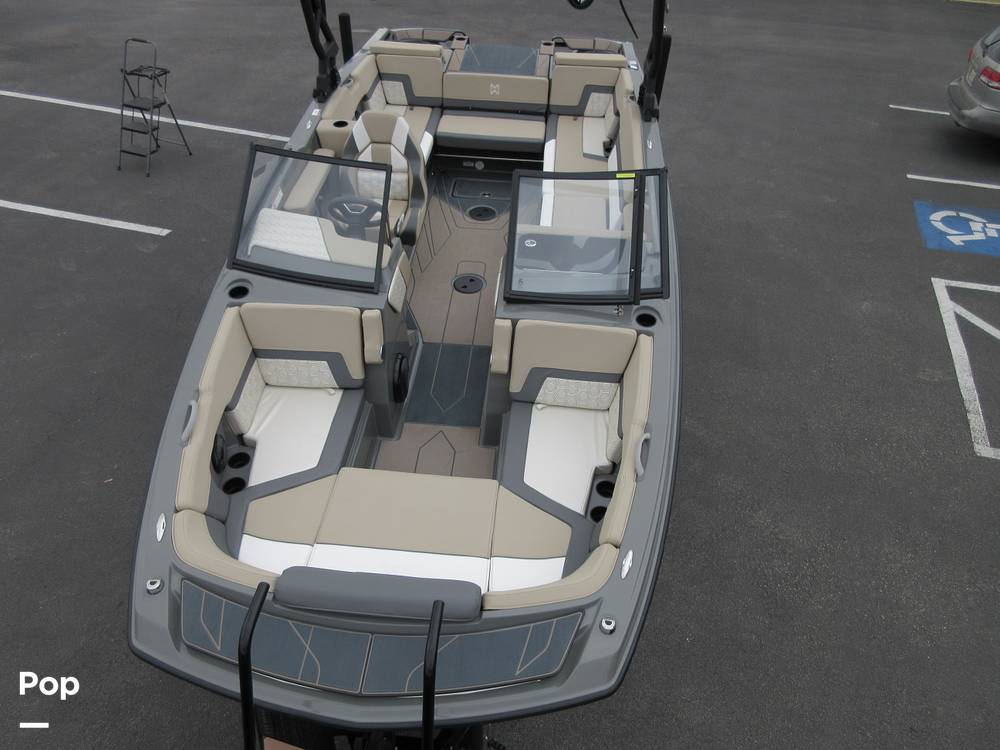Slide: The Image of Heyday Wake Boats H22 2022 - 14882537