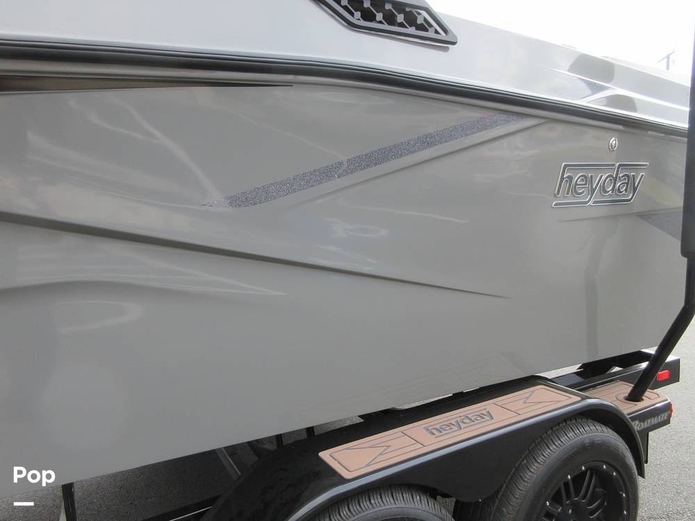Slide: The Image of Heyday Wake Boats H22 2022 - 14882560