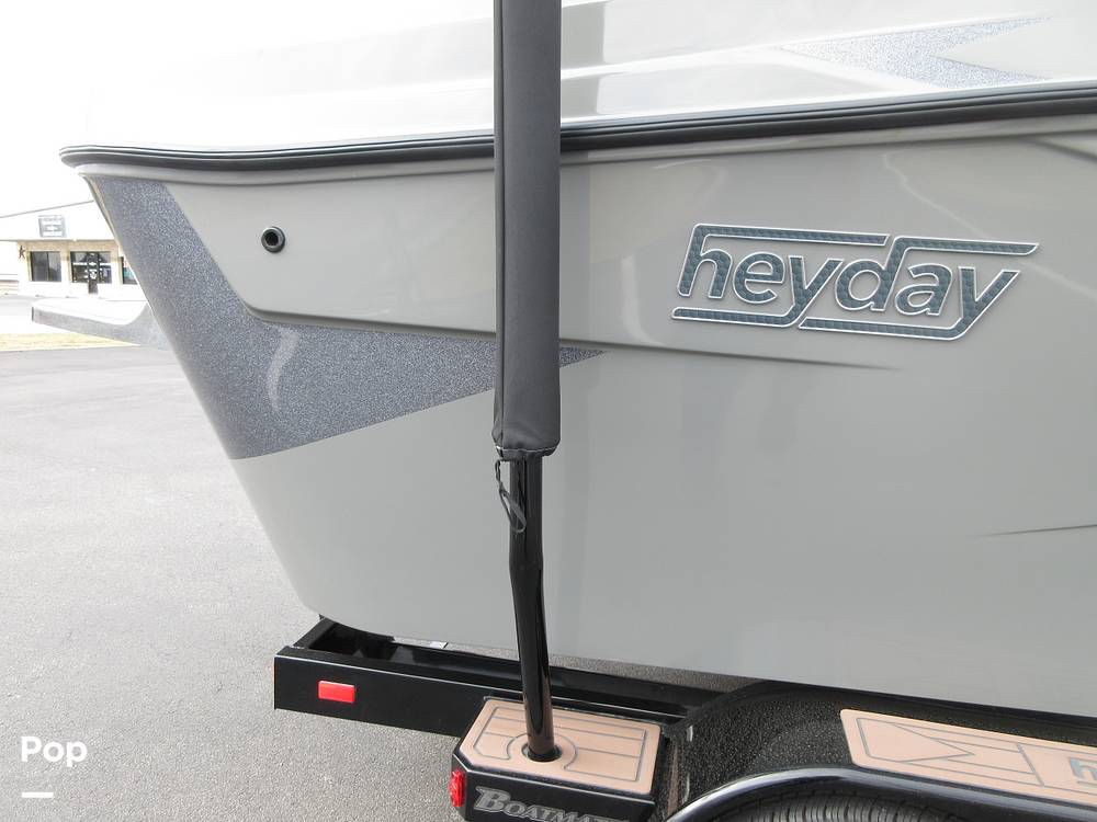 Slide: The Image of Heyday Wake Boats H22 2022 - 14882573