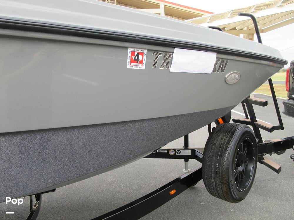 Slide: The Image of Heyday Wake Boats H22 2022 - 14882576