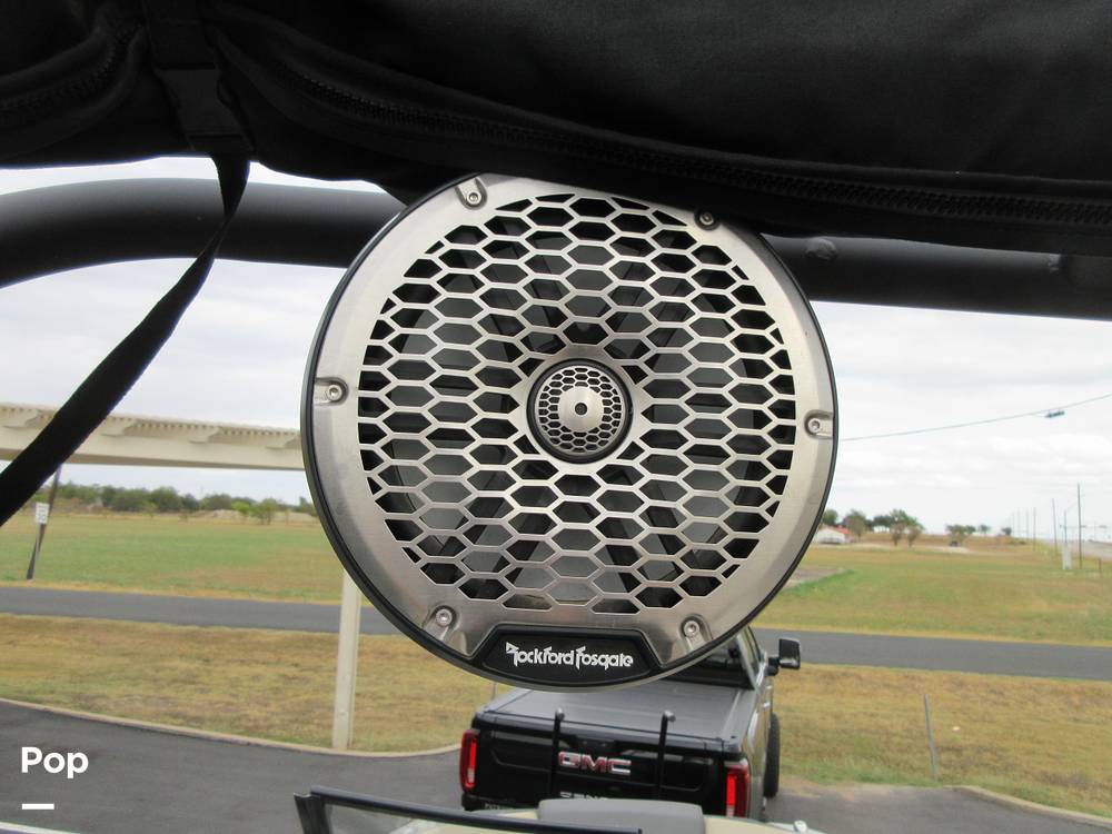 Slide: The Image of Heyday Wake Boats H22 2022 - 14882604