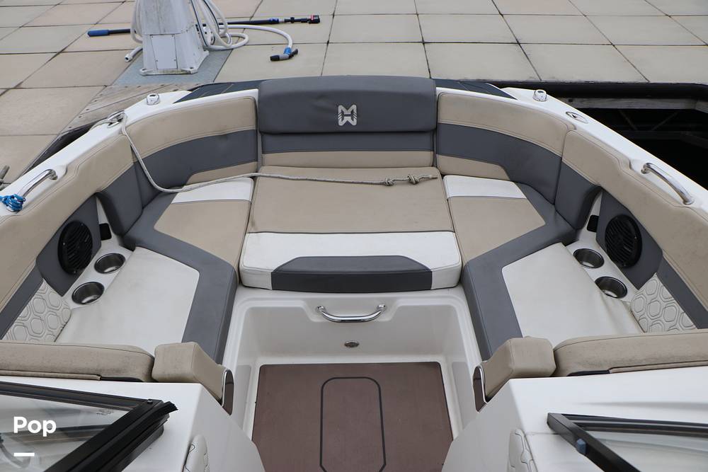 Slide: The Image of Heyday Wake Boats H22 2023 - 12