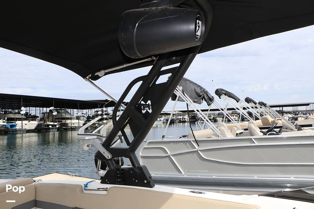 Slide: The Image of Heyday Wake Boats H22 2023 - 55