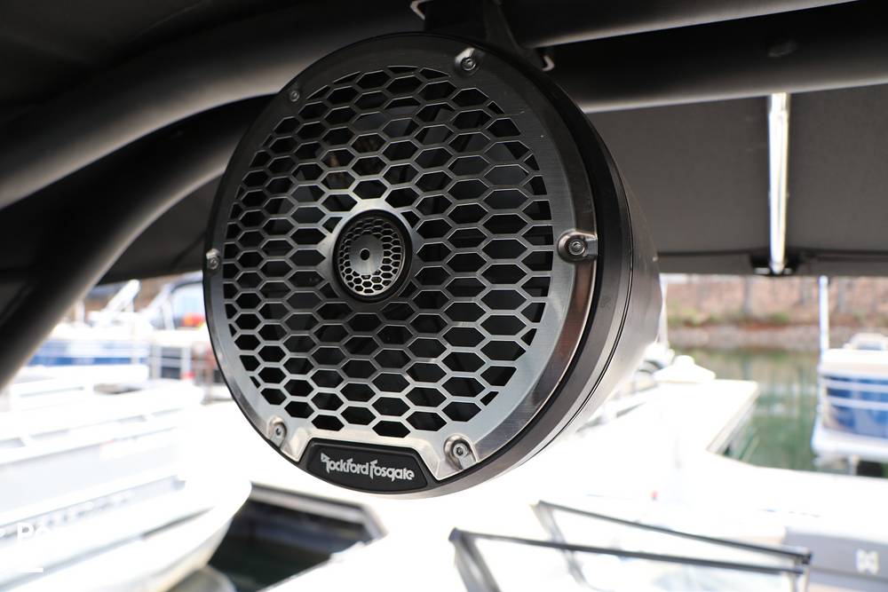 Slide: The Image of Heyday Wake Boats H22 2023 - 57
