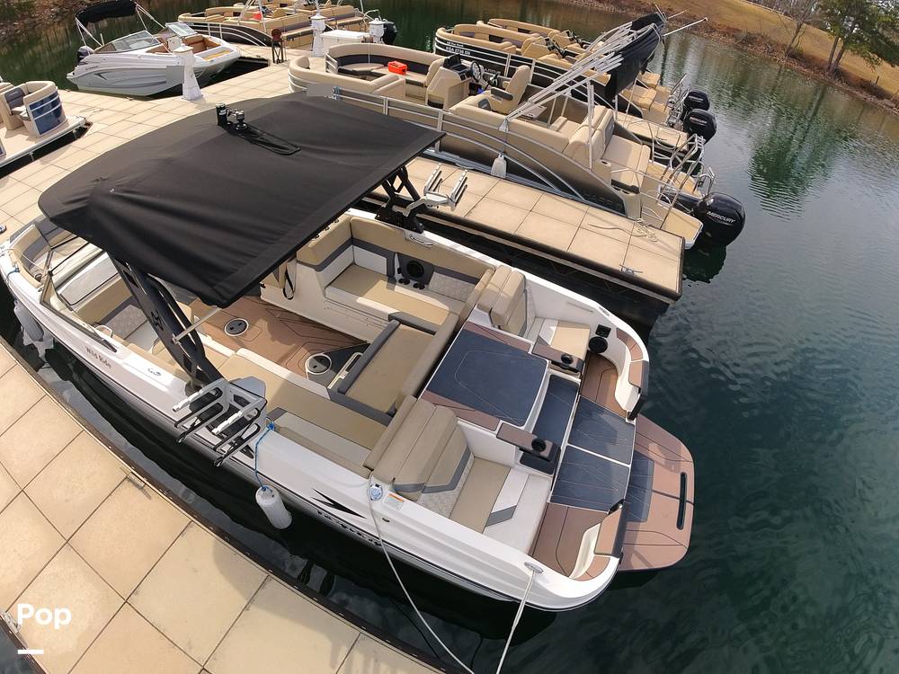 Slide: The Image of Heyday Wake Boats H22 2023 - 69