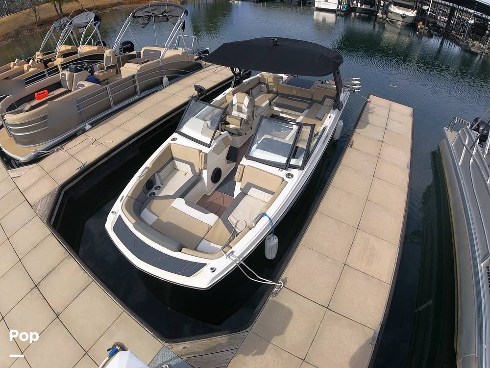 Slide: The Image of Heyday Wake Boats H22 2023 - 70
