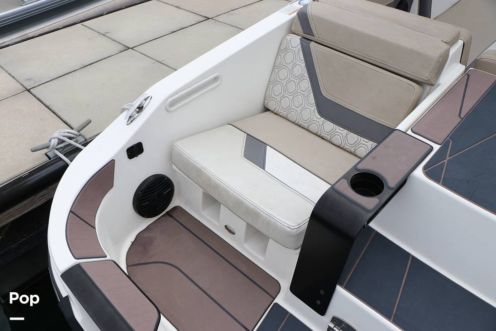 Slide: The Image of Heyday Wake Boats H22 2023 - 9