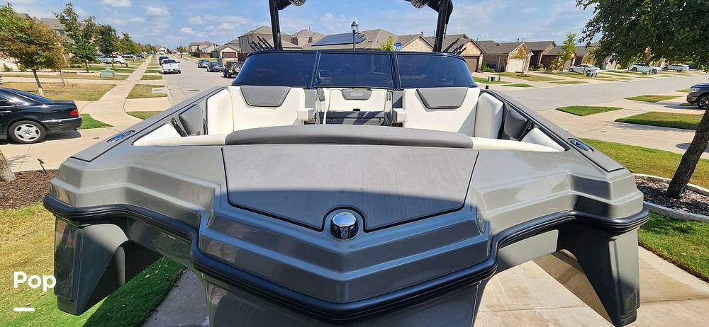 Slide: The Image of Heyday Wake Boats WT-2DC 2022 - 29