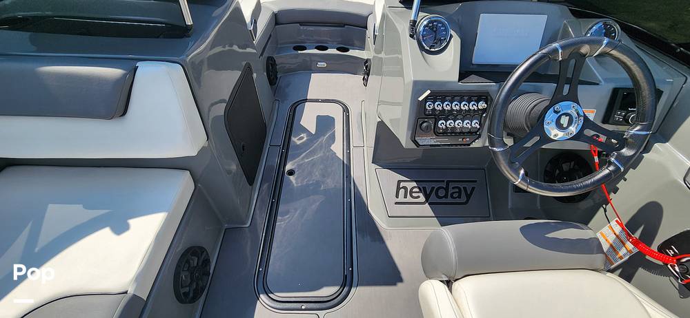 Slide: The Image of Heyday Wake Boats WT-2DC 2022 - 72