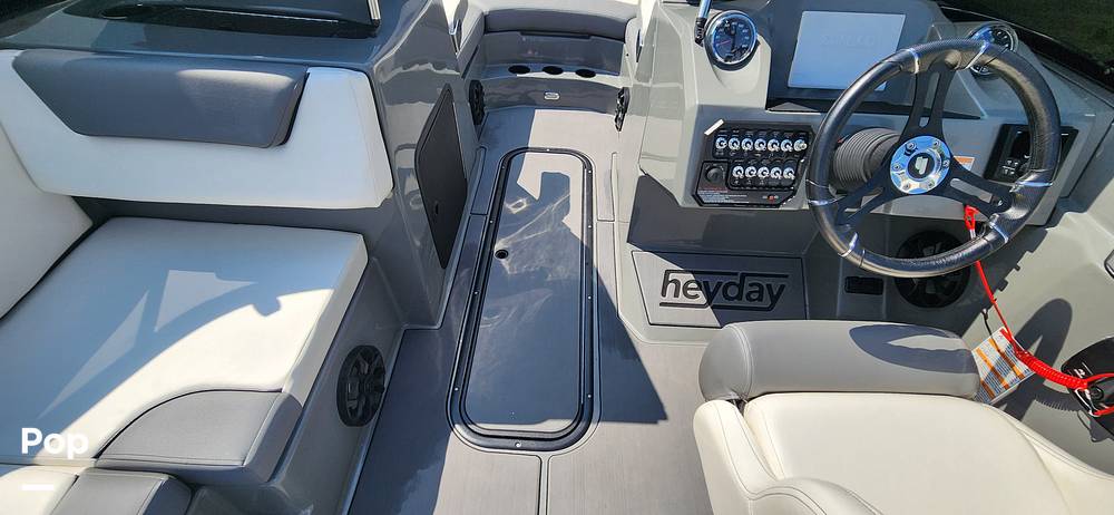 Slide: The Image of Heyday Wake Boats WT-2DC 2022 - 80