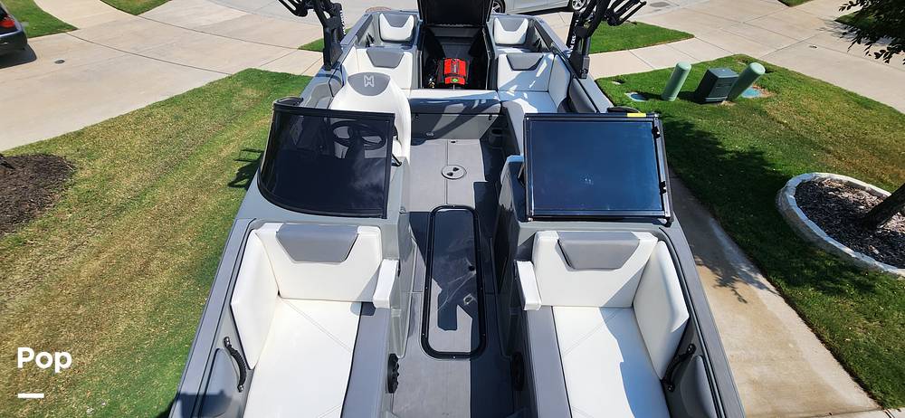 Slide: The Image of Heyday Wake Boats WT-2DC 2022 - 82