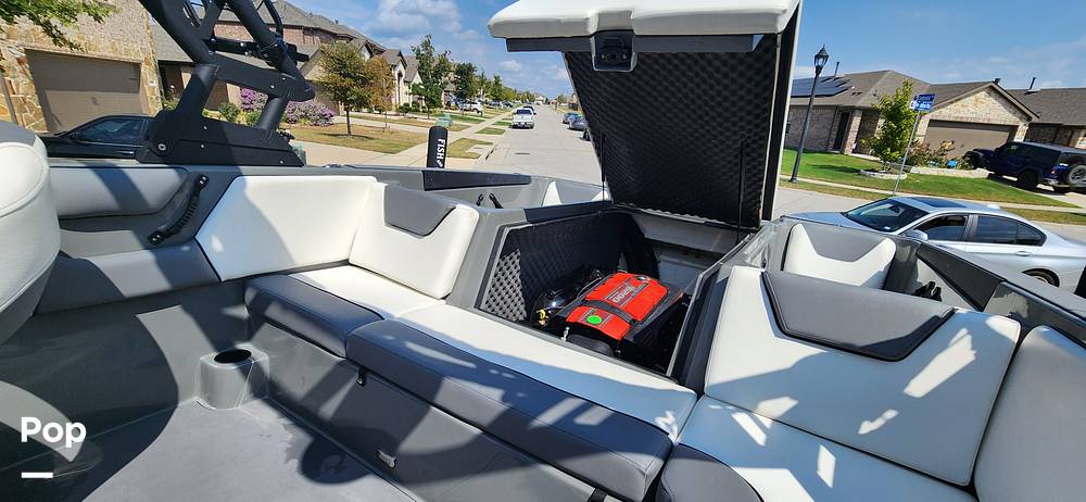 Slide: The Image of Heyday Wake Boats WT-2DC 2022 - 95
