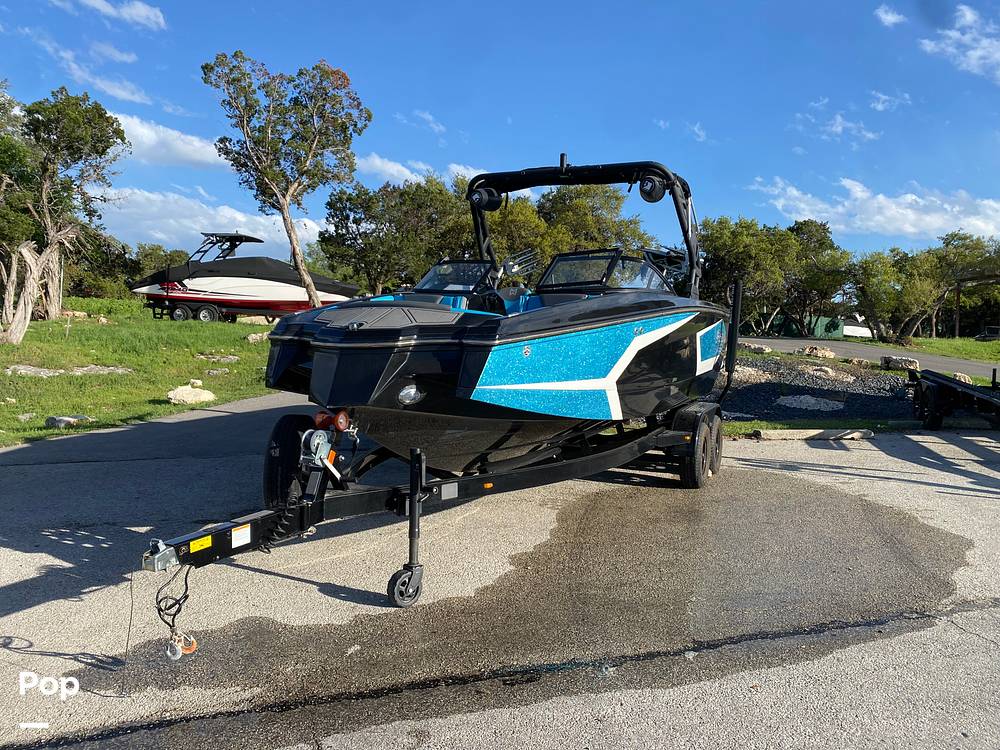 Slide: The Image of Heyday Wake Boats WT-SURF 2022 - 1