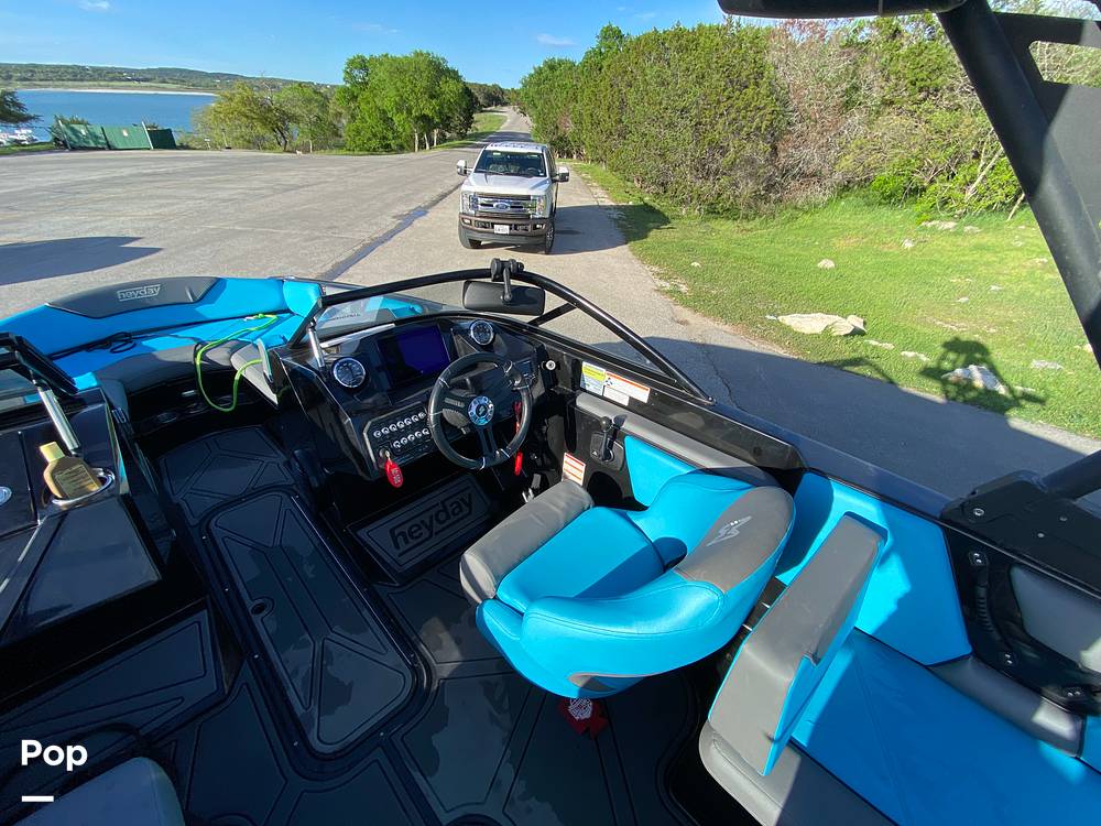 Slide: The Image of Heyday Wake Boats WT-SURF 2022 - 14