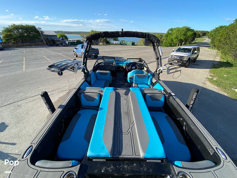 Slide: The Image of Heyday Wake Boats WT-SURF 2022 - 16