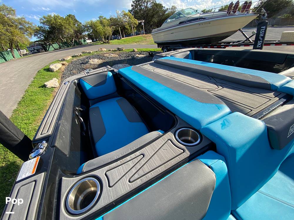 Slide: The Image of Heyday Wake Boats WT-SURF 2022 - 33