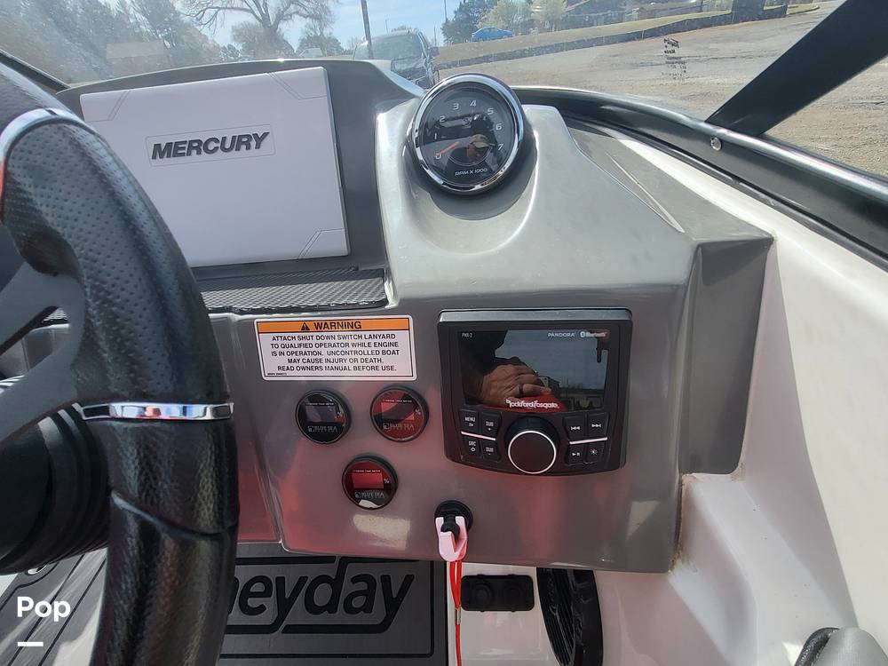 Slide: The Image of Heyday Wake Boats Wt Surf 2023 - 15256065