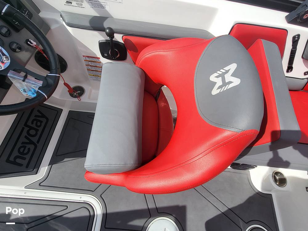 Slide: The Image of Heyday Wake Boats Wt Surf 2023 - 15256190