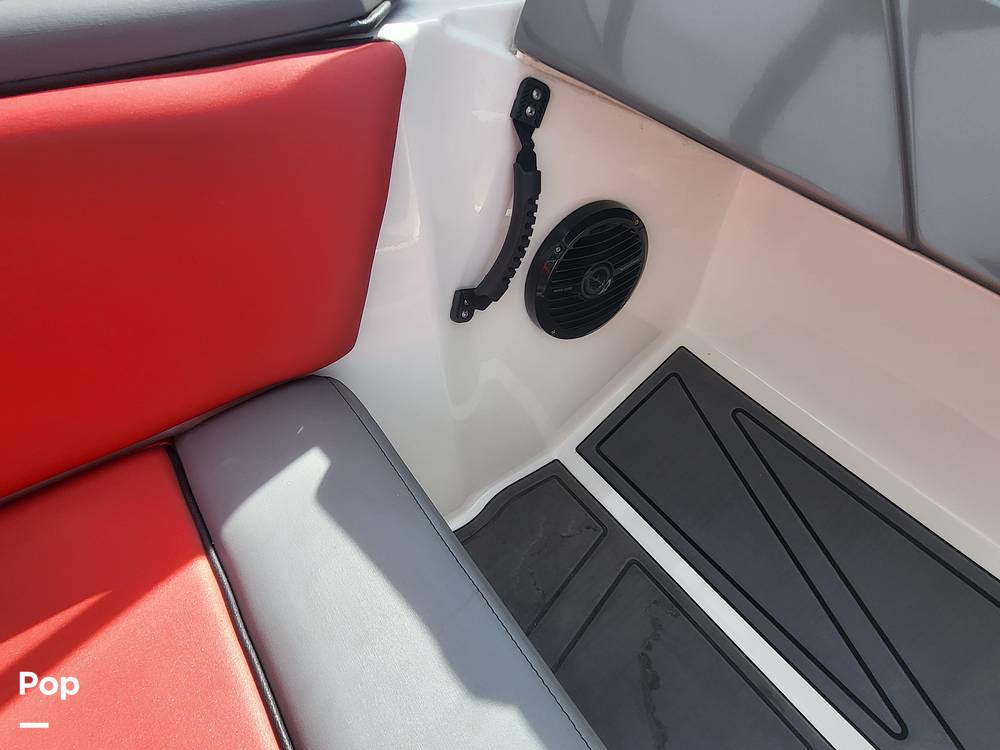 Slide: The Image of Heyday Wake Boats Wt Surf 2023 - 15256193