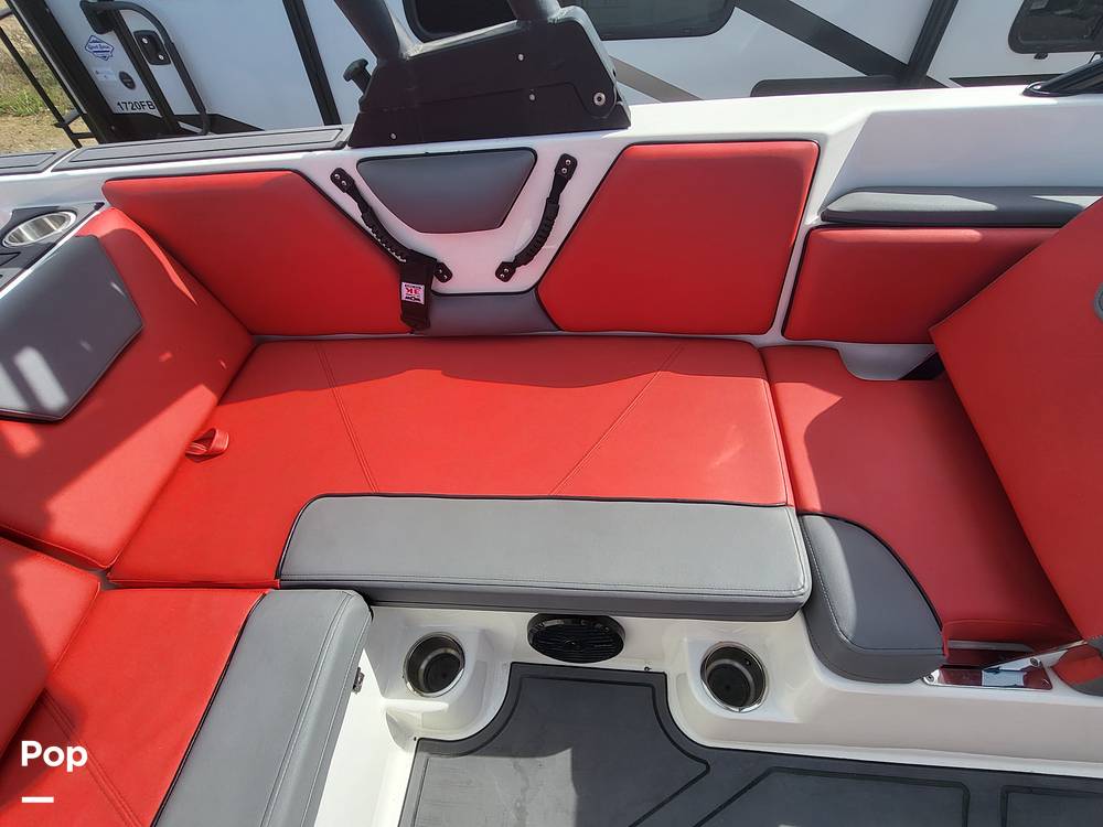 Slide: The Image of Heyday Wake Boats Wt Surf 2023 - 15256197