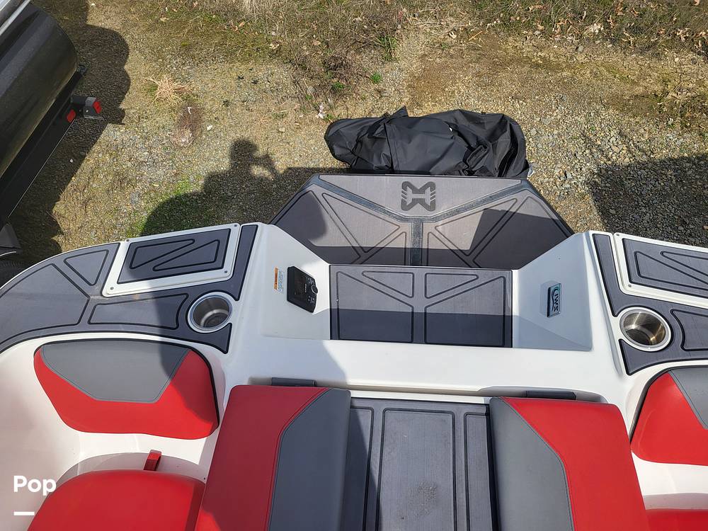 Slide: The Image of Heyday Wake Boats Wt Surf 2023 - 15256205