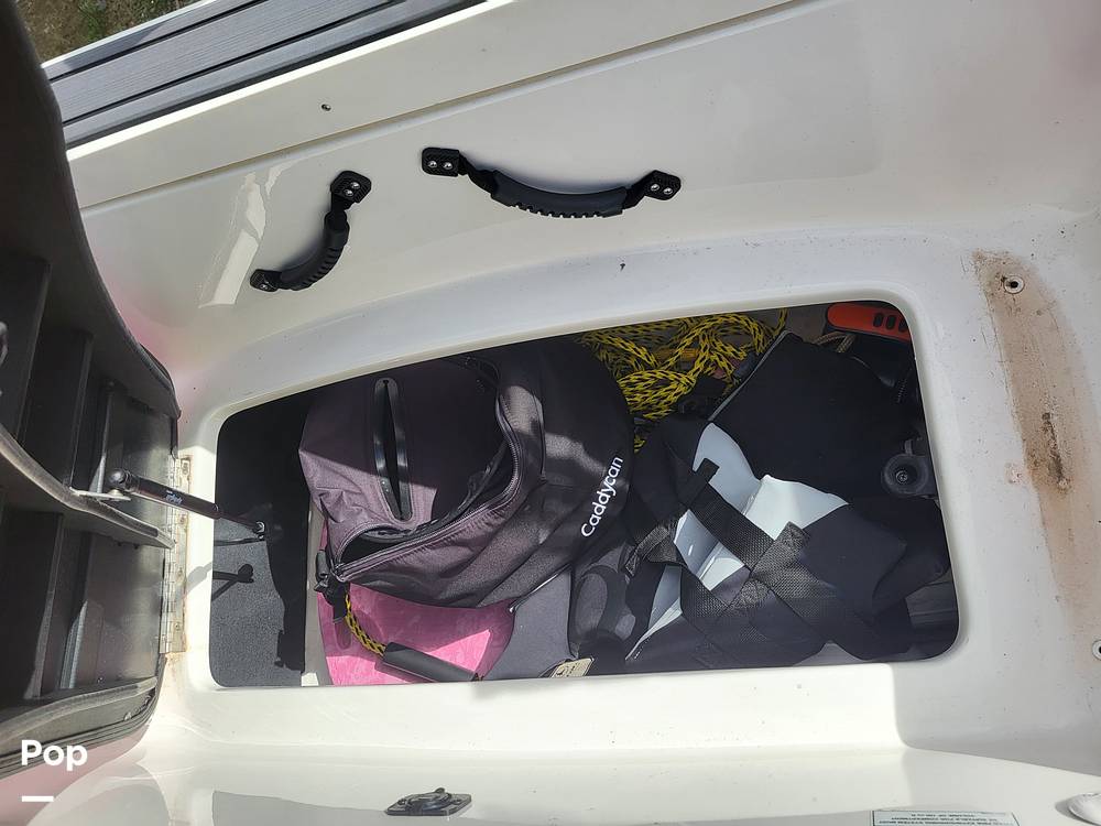 Slide: The Image of Heyday Wake Boats Wt Surf 2023 - 15256206