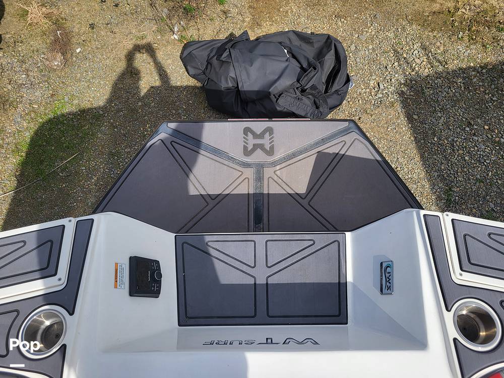 Slide: The Image of Heyday Wake Boats Wt Surf 2023 - 15256207