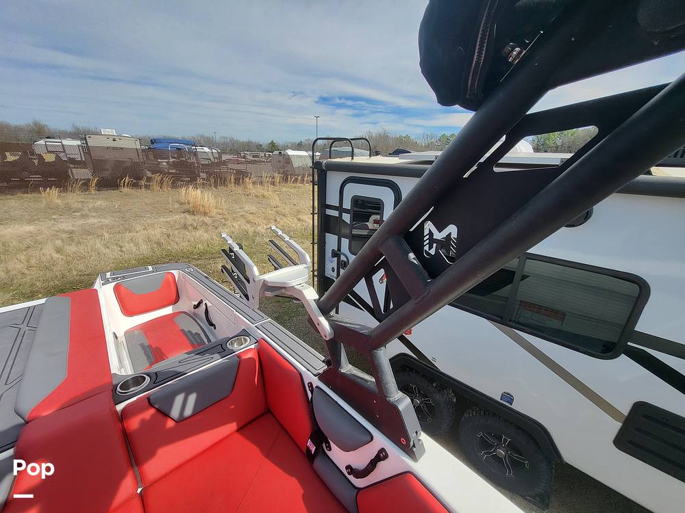 Slide: The Image of Heyday Wake Boats Wt Surf 2023 - 15256212