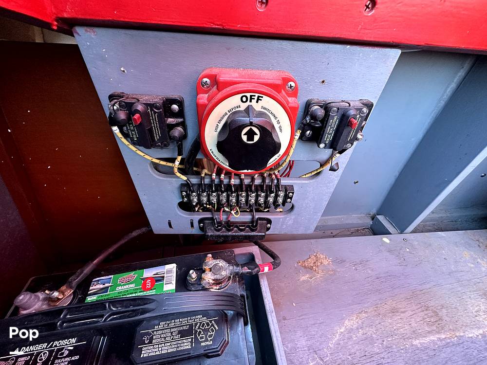 Slide: The Image of Battery Switch - 13381386