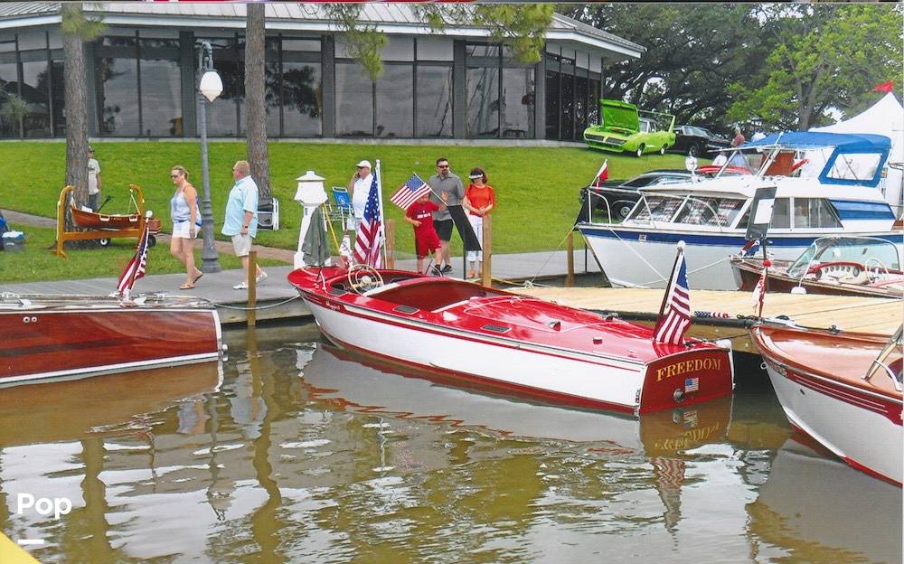 Slide: The Image of Higgins Deluxe Runabout 19' 1948 - 13374357
