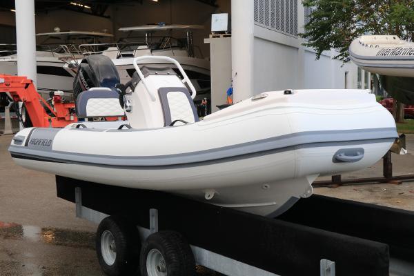 Slide: The Image of Highfield 390 Sport 2023 - 2