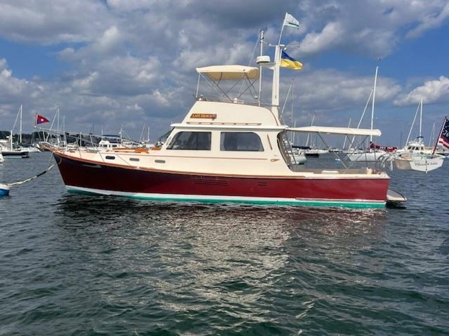 Slide: The Image of Hinckley Lobster Style Cruiser With Flybridge 1989 - 5175060