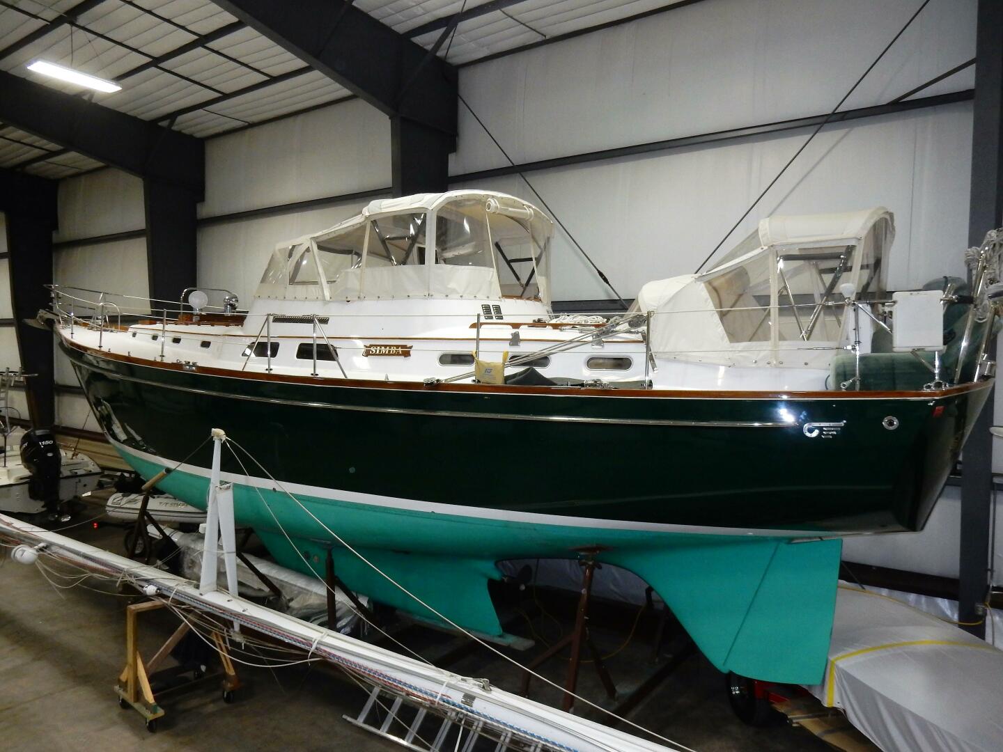 Slide: The Image of Hinckley Yachts 49 CC Ketch 1972 - 4362019