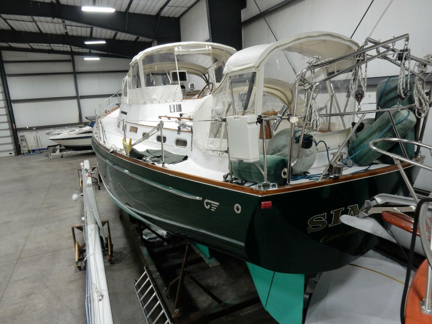 Slide: The Image of Hinckley Yachts 49 CC Ketch 1972 - 4362022