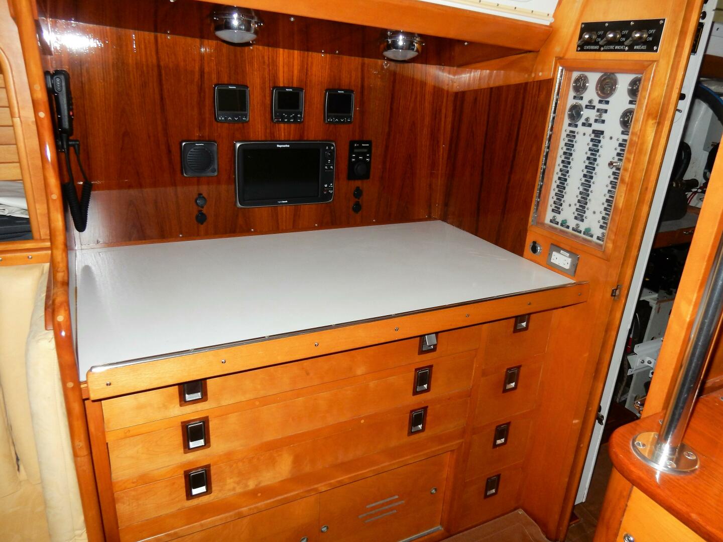 Slide: The Image of Hinckley Yachts 49 CC Ketch 1972 - 4361707