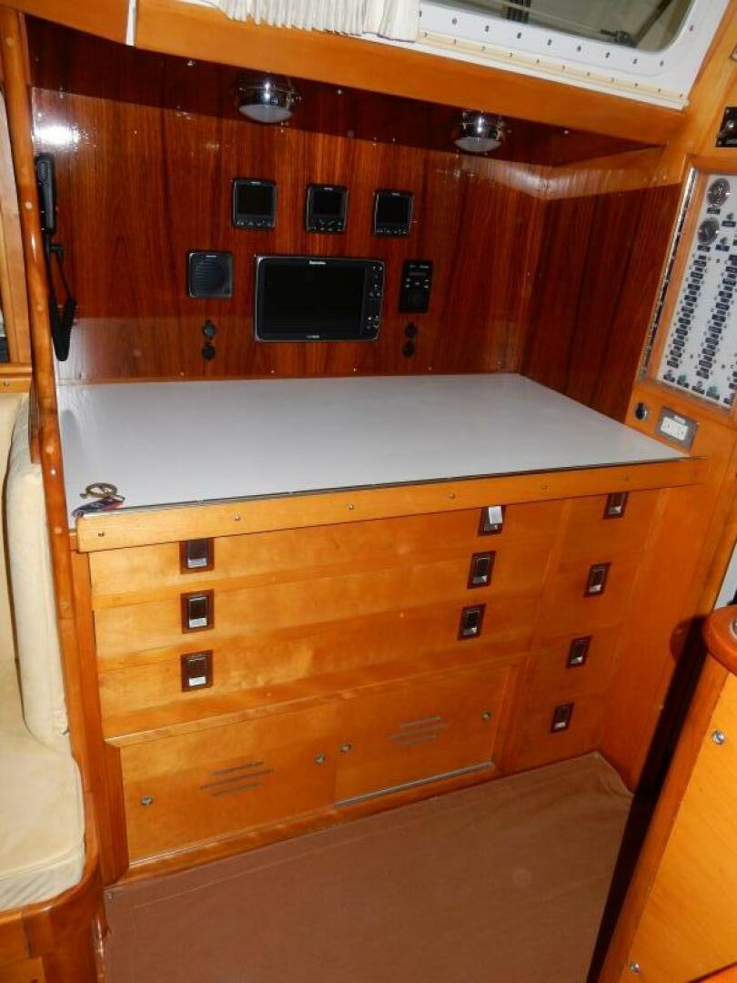 Slide: The Image of Hinckley Yachts 49 CC Ketch 1972 - 4361723
