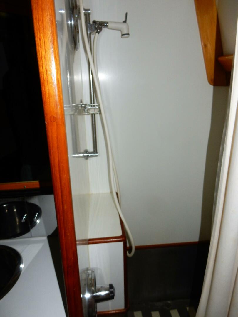 Slide: The Image of Hinckley Yachts 49 CC Ketch 1972 - 4361950