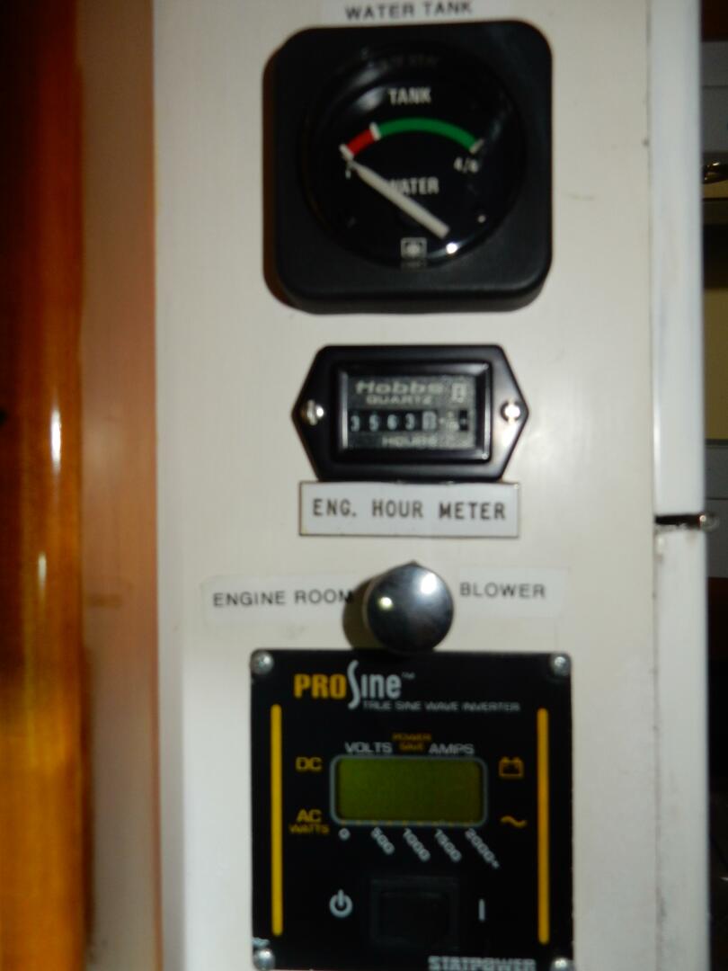 Slide: The Image of Hinckley Yachts 49 CC Ketch 1972 - 4361952