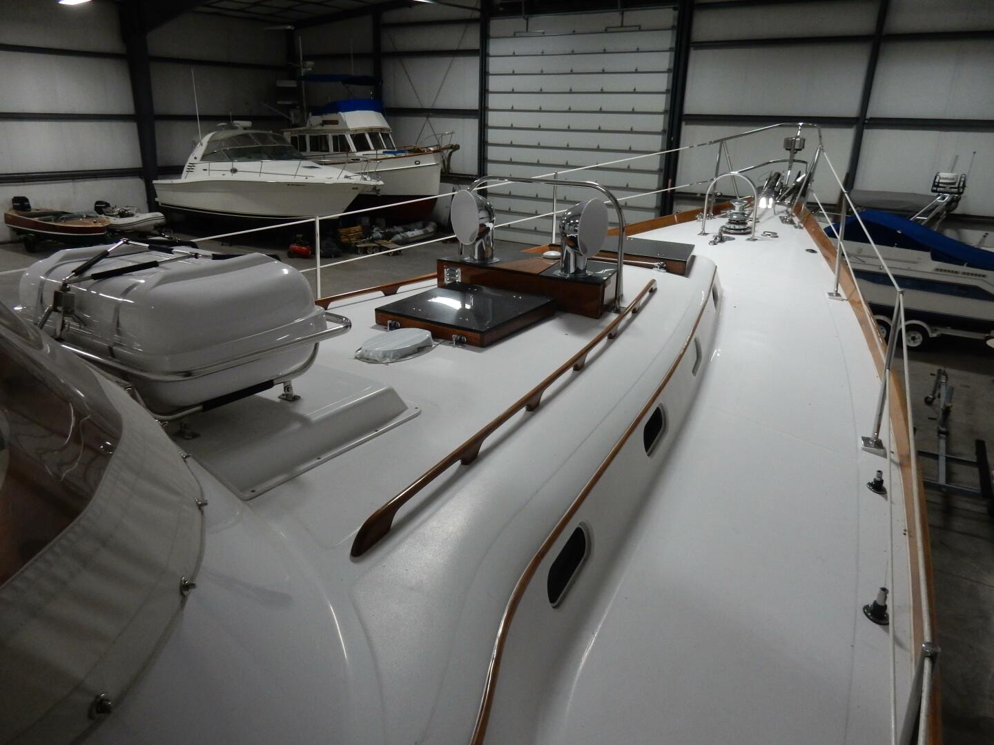 Slide: The Image of Hinckley Yachts 49 CC Ketch 1972 - 4361965