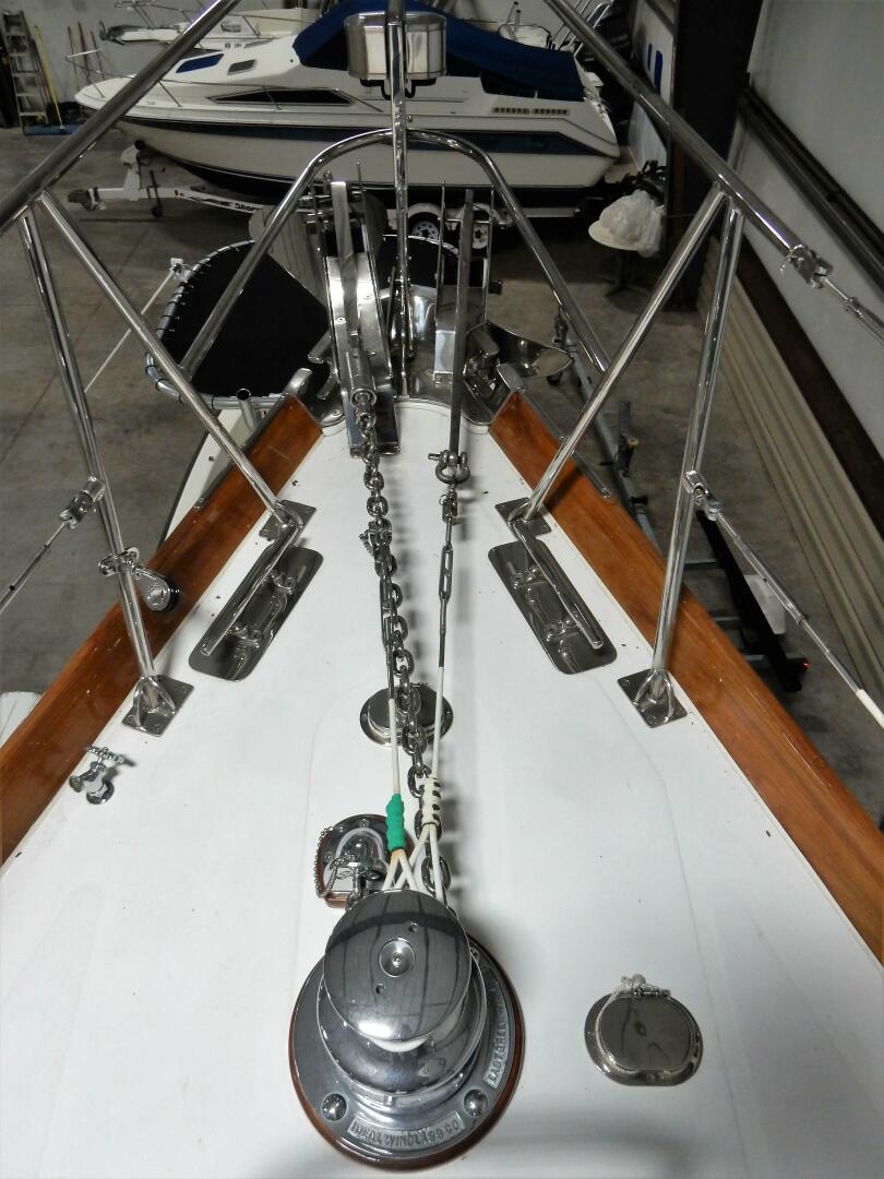 Slide: The Image of Hinckley Yachts 49 CC Ketch 1972 - 4361975
