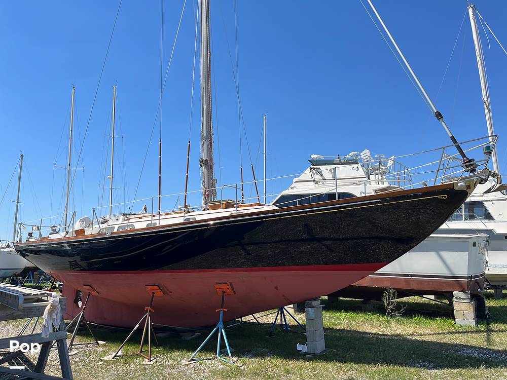 Slide: The Image of Hinckley Yachts Bermuda 40 Mark III Yawl 1974 - 0
