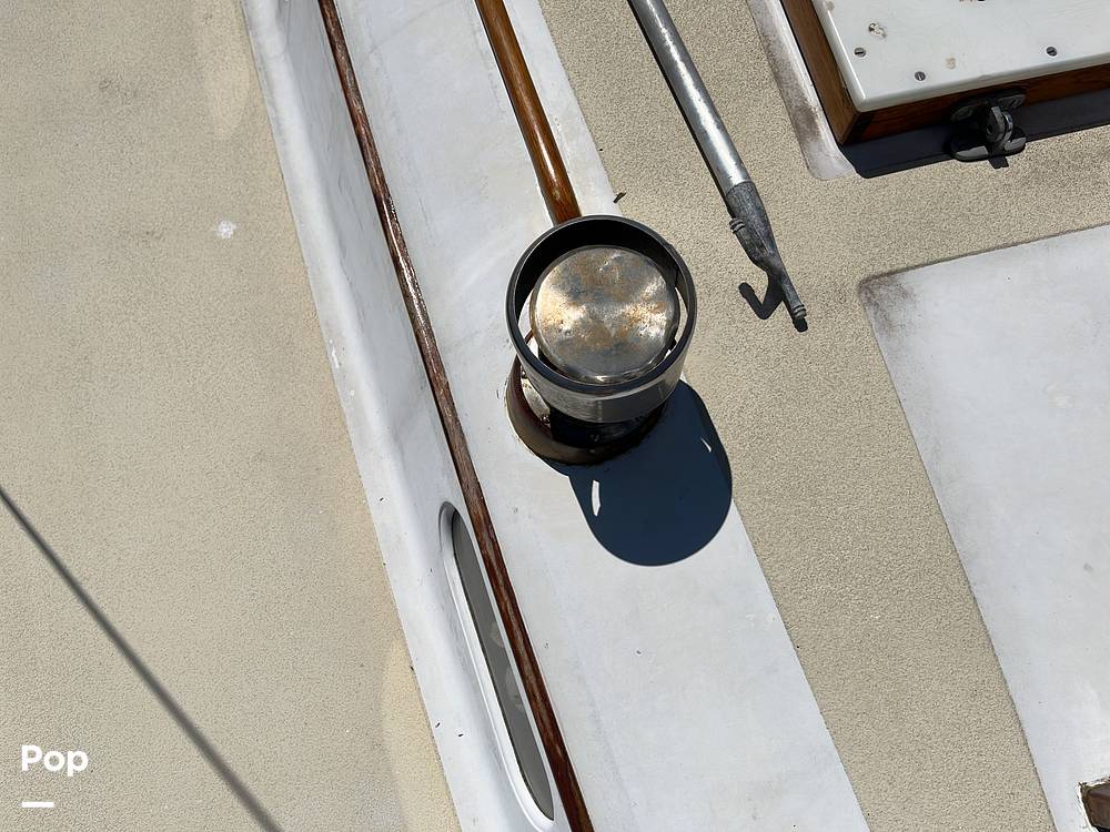 Slide: The Image of Hinckley Yachts Bermuda 40 Mark III Yawl 1974 - 115
