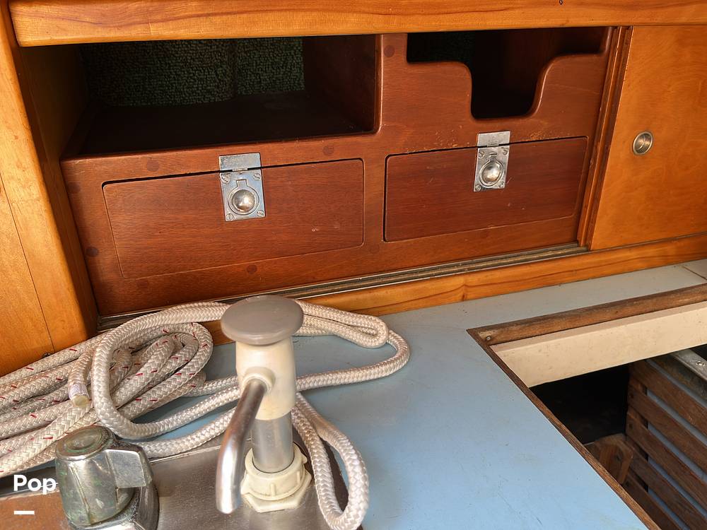 Slide: The Image of Hinckley Yachts Bermuda 40 Mark III Yawl 1974 - 139