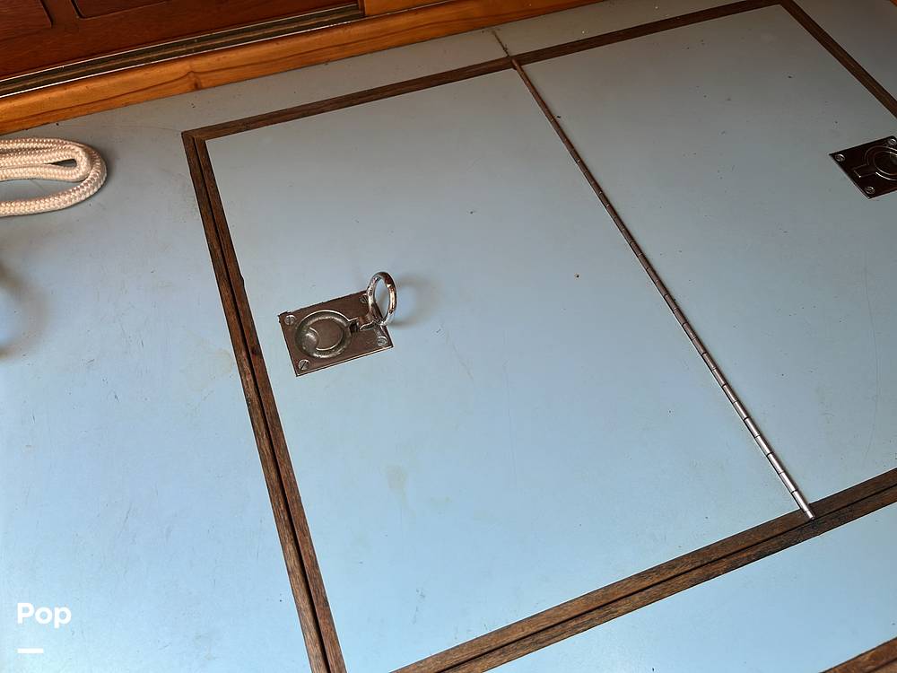 Slide: The Image of Hinckley Yachts Bermuda 40 Mark III Yawl 1974 - 141