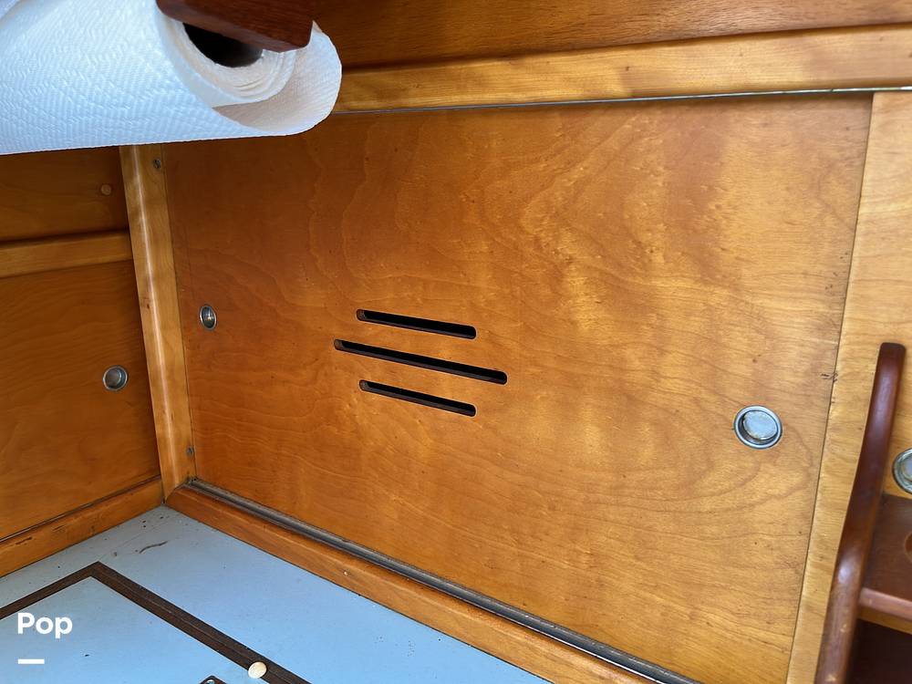 Slide: The Image of Hinckley Yachts Bermuda 40 Mark III Yawl 1974 - 147