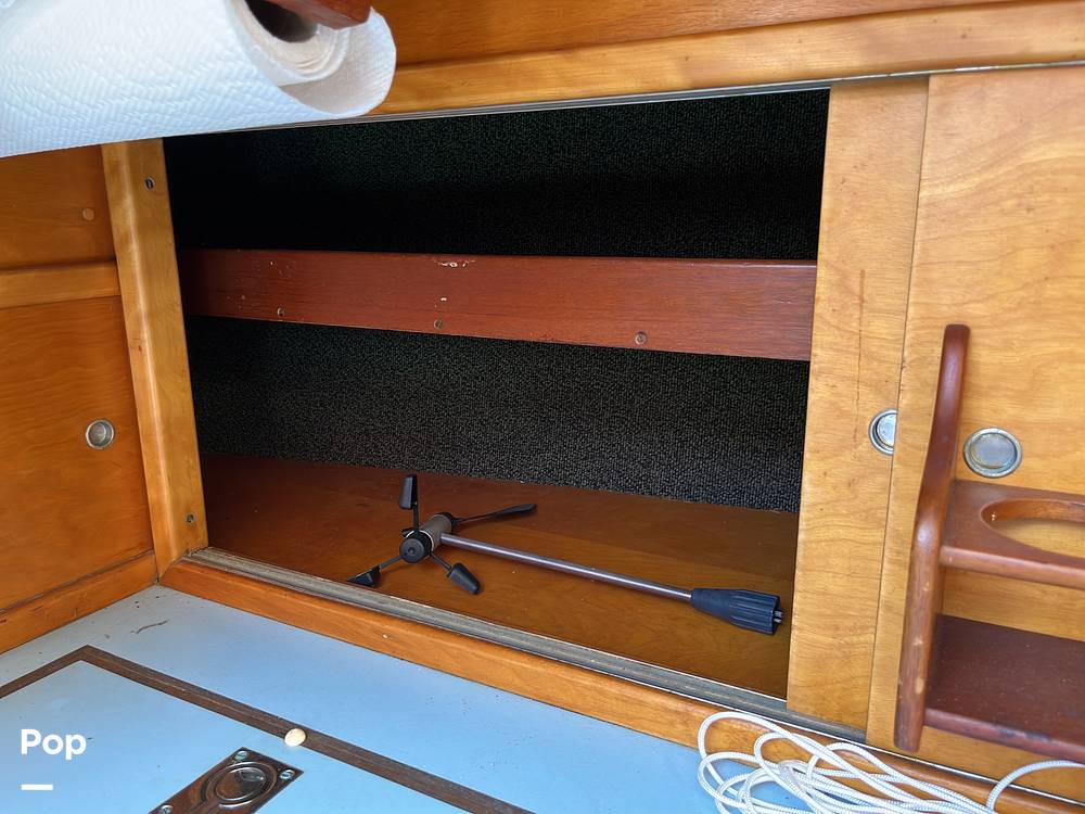 Slide: The Image of Hinckley Yachts Bermuda 40 Mark III Yawl 1974 - 148