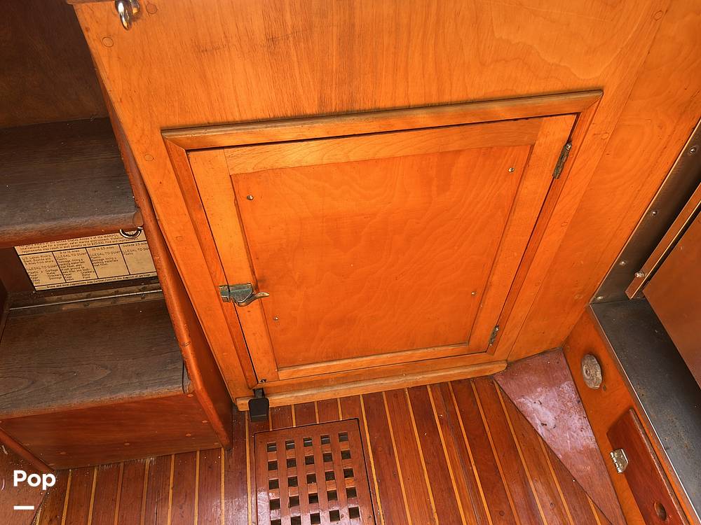 Slide: The Image of Hinckley Yachts Bermuda 40 Mark III Yawl 1974 - 153